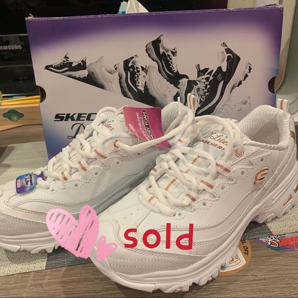 Skechers Shoes - Skechers women's D'Lites